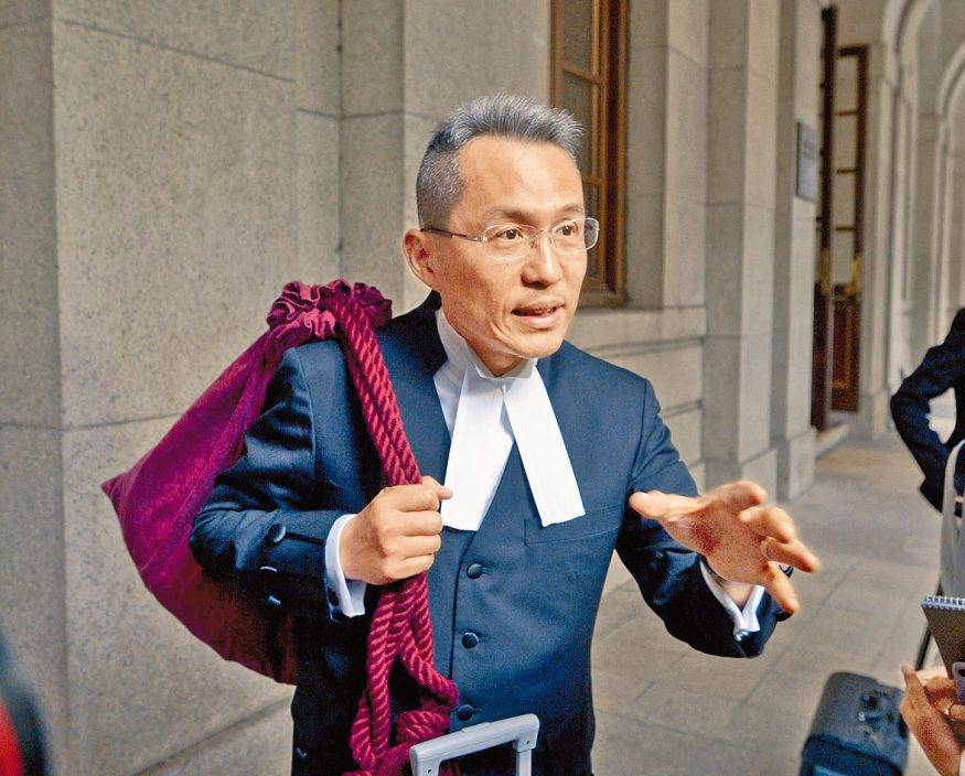 梁卓然將加盟 貝納祺 大狀辦事處和戴啟思埋堆 梁卓然將加盟 貝納祺 大狀辦事處和戴啟思埋堆