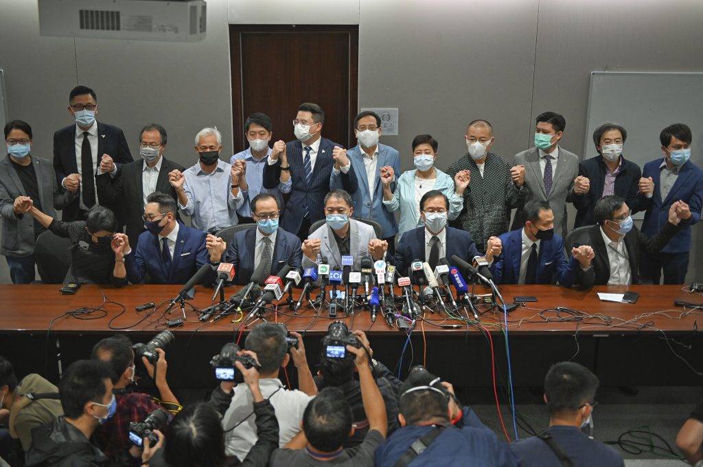 泛民立法會議員去年宣布總辭。