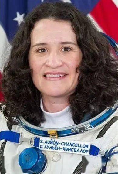 美國太空人瑟琳娜。