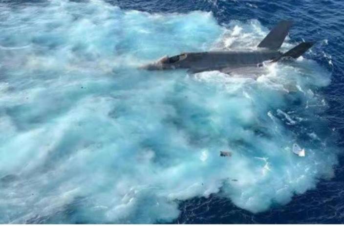 F-35C在南海的墜毀。