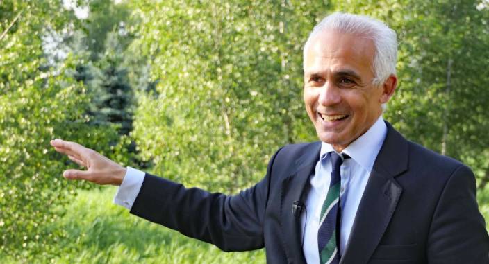 英國脫歐黨黨員、前歐洲議會議員哈比布。