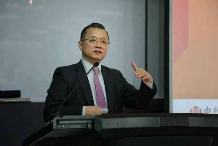 中國人民大學重陽金融研究院首席經濟學家廖群。