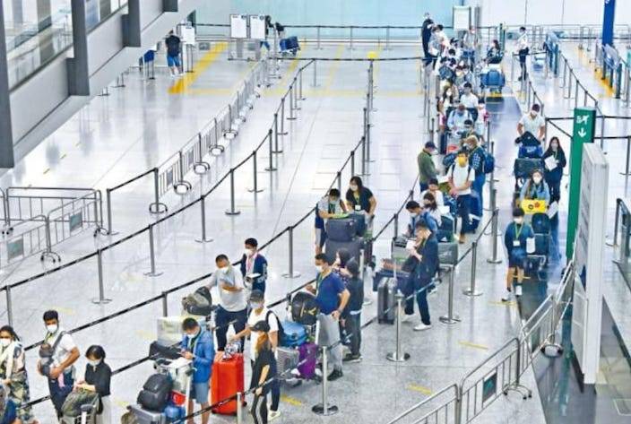 機管局傾向由航空公司在海外搞抽獎，用免費機票催否外國旅客來港旅遊。