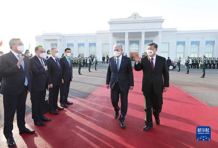 習近平對哈薩克斯坦共和國進行國事訪問。新華社圖片