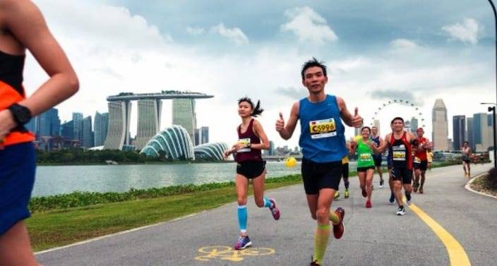 香港跑友對新加坡渣馬反應「麻麻」，甚少人報名參加，名配至今仍然未滿。