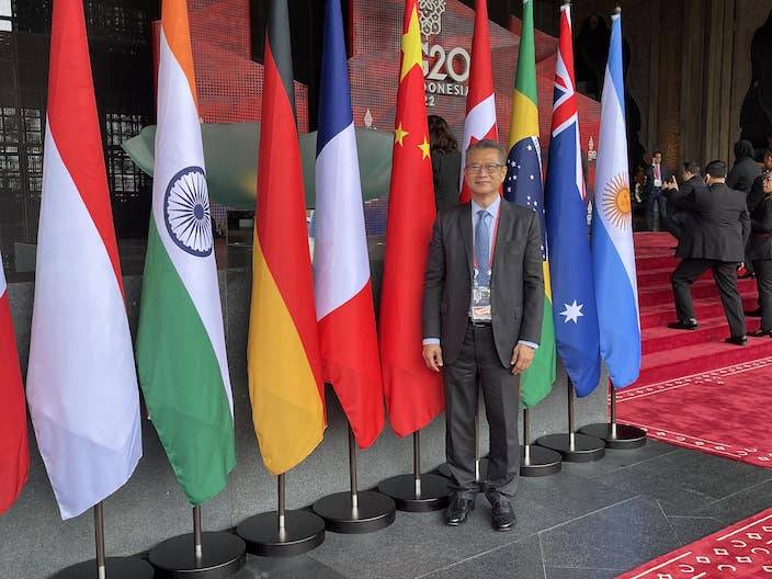財政司司長陳茂波在印尼峇里島出席二十國集團領導人峰會。