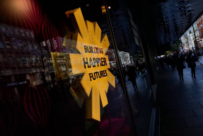 英國成為G7國家中最先收縮的經濟體。AP圖片