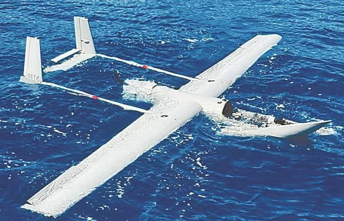 「銳鳶1」型無人機因故障墜海。