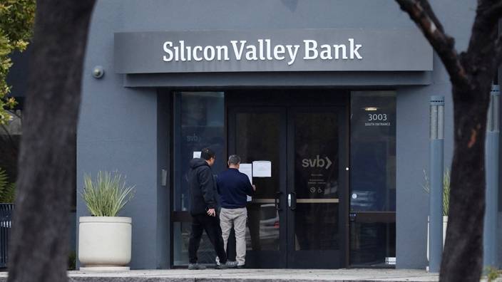 矽谷銀行倒閉引發骨牌效應。