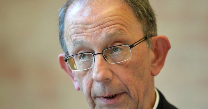 Pennsylvania bishops mostly silent on prosecutor's challenge