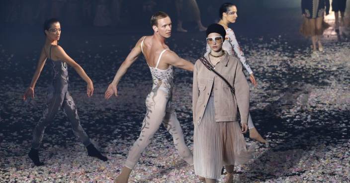 Dior puts on dancing shoes to kick off Paris Fashion Week