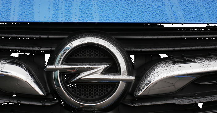 Investigators search Opel premises in diesel emissions probe
