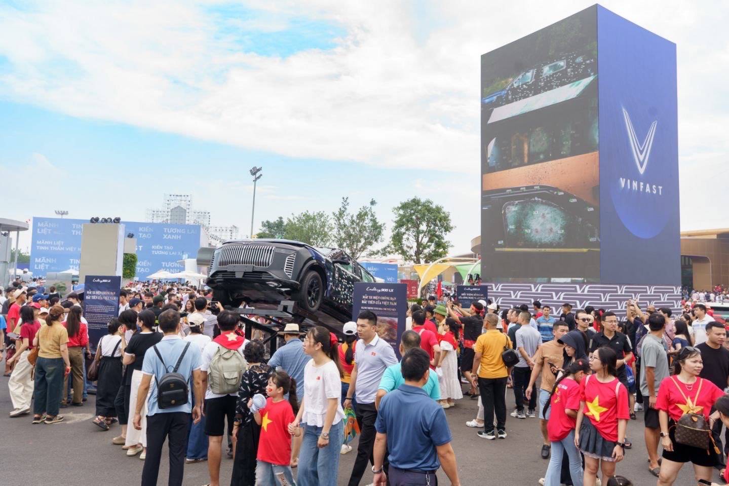 Vietnam Tells Its 80-Year Journey at a World Top 10 Exhibition Venue 