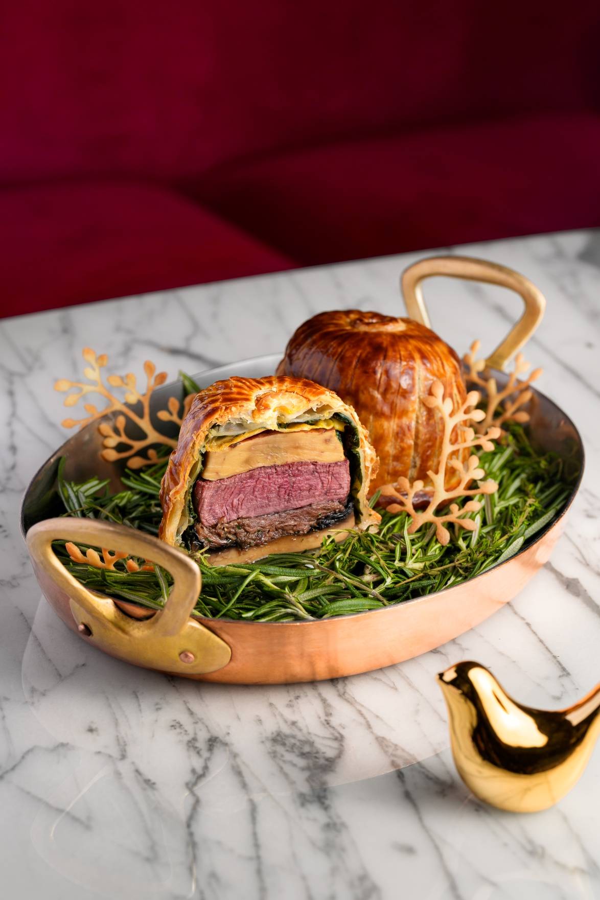 The annual French GourMay Food & Wine Festival returns to Galaxy Macau in its 17th edition, ushering in the most authentic and creative French culinary showcase at The Ritz-Carlton Café, Raffles Lounge and Terrace, The Apron Oyster Bar & Grill and CHA BEI. 
