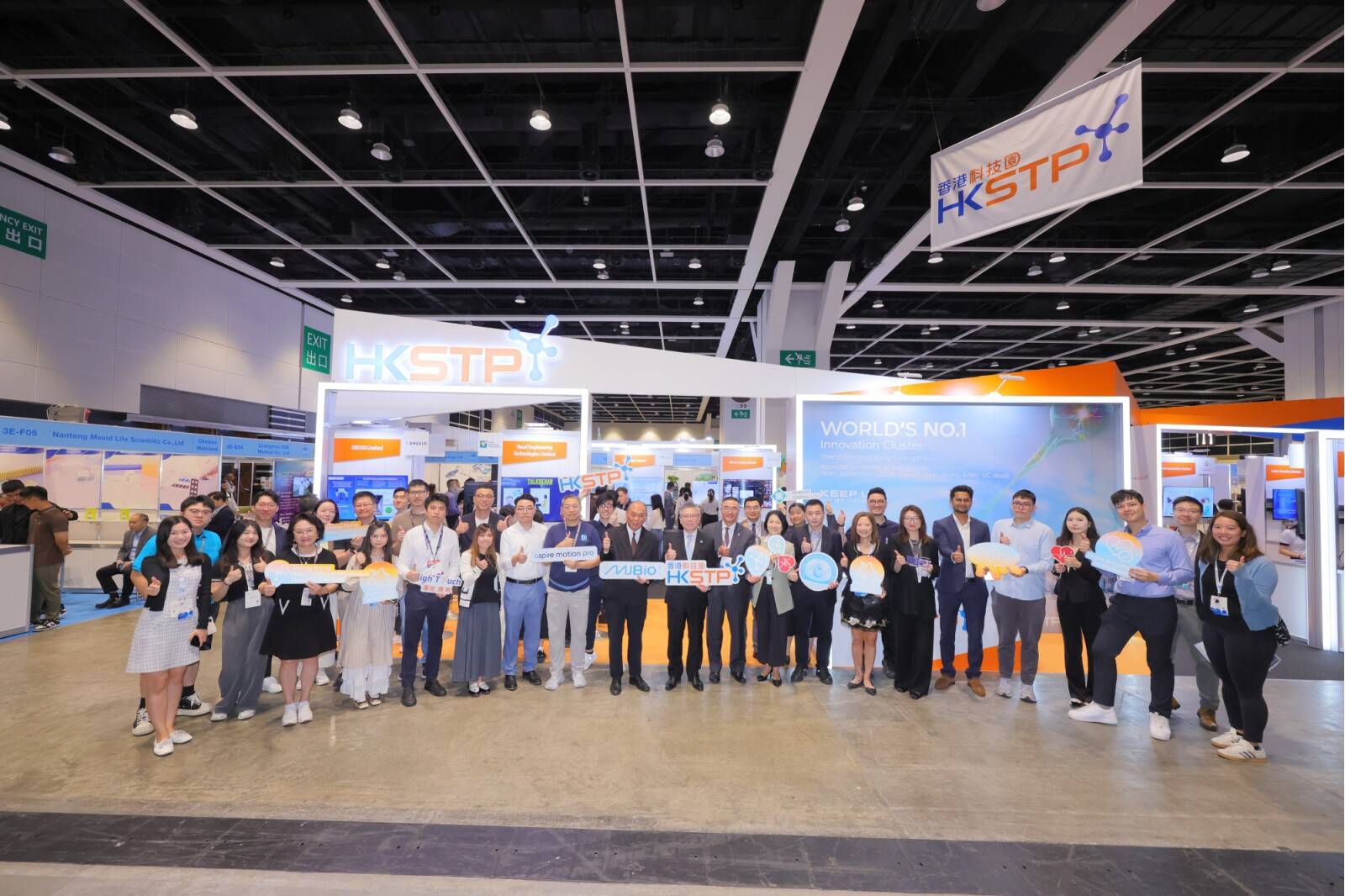 HKSTP joined Medical Fair and Asia Summit on Global Health with 38 Park companies, comprehensively demonstrating the diverse strengths of Hong Kong's life and health technology sector as it progresses from R&D to commercial application. 