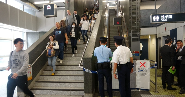 扶手電梯意外增至12人傷 港鐵將檢查同類型電梯