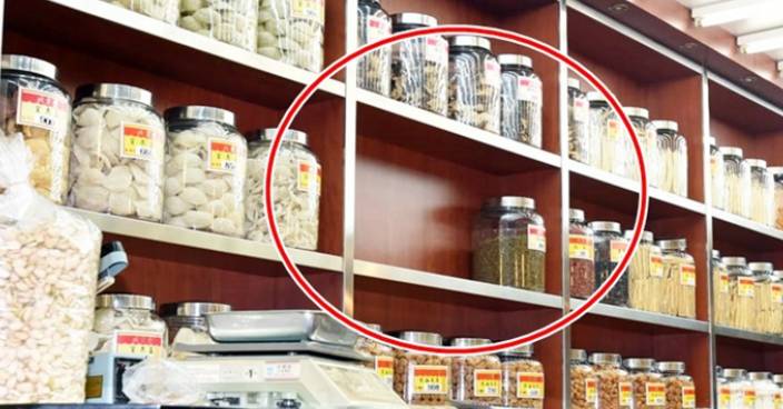 兩賊凌晨爆侯王道參茸店 1分鐘掠走50萬冬蟲草　