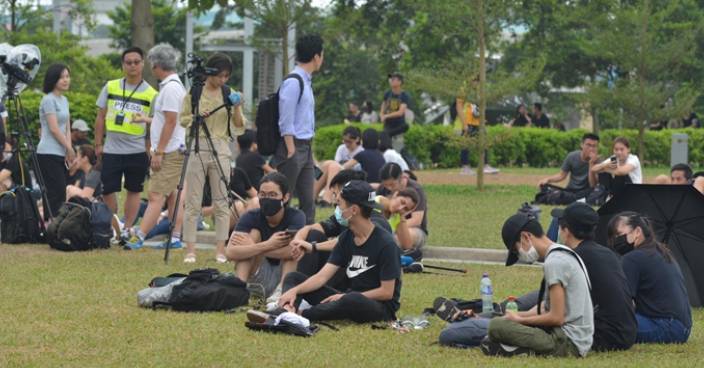 香港眾志因天雨影響 取消添馬公園罷課集會