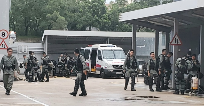 西九龍交通行動基地設水馬 防暴警戒備