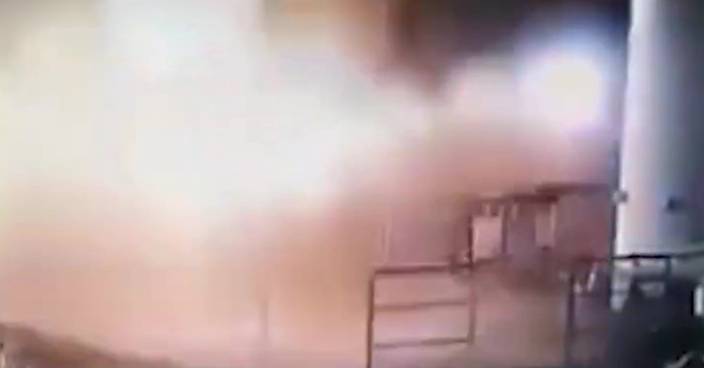 川鋼鐵廠液氧洩漏 女工開閃光燈影相觸發爆炸亡