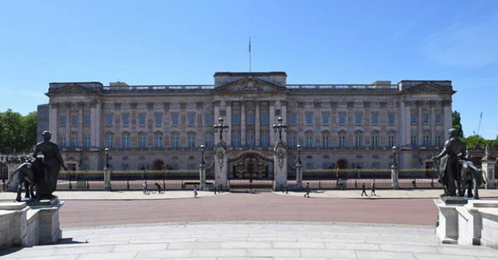 疫下宮殿關閉流失百萬計遊客 英王室損失1800萬英鎊