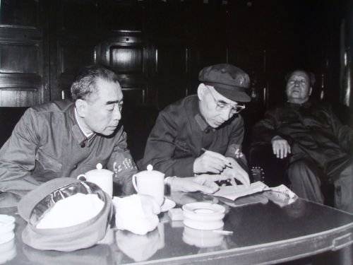 「九一三」事件考證:林彪死亡原因的各種說法 | 博客文章