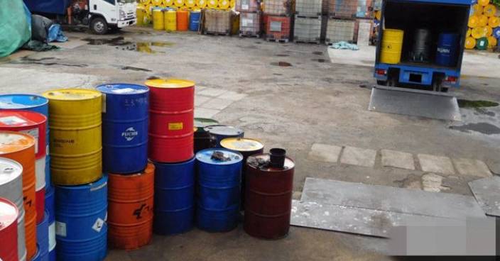 兩無牌收集商非法處理化學廢物 共被判罰2.65萬