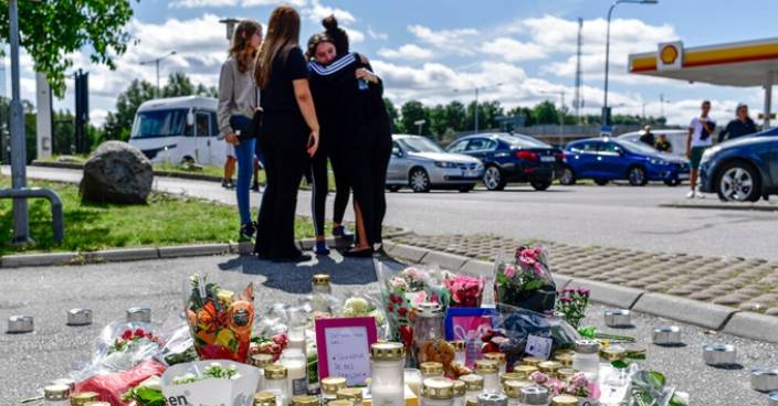 瑞典黑幫槍戰12 歲女童中流彈亡 民眾促警嚴懲