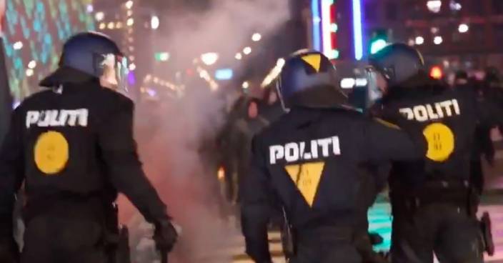 丹麥民眾示威抗議防疫限制 9人被捕