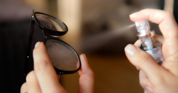 消委會：紫外線加速塑膠老化 消毒耳機眼鏡手機殼要小心