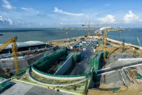 深中通道西人工島主線現澆隧道主體結構完工