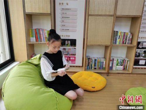 98歲老人和他的圖書室：讓村裏的孩子都有書看