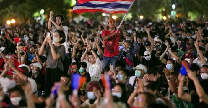 泰國前紅衫軍領袖號召民眾天天示威 促首相巴育下台