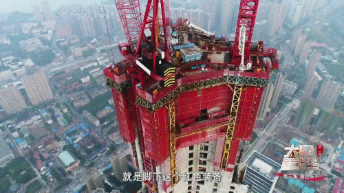 深圳「空中造樓機」四天建一層！