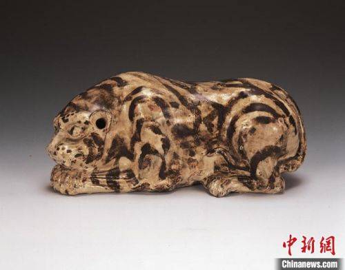 百餘件從商代到現代的虎文化題材文物在遼博展出