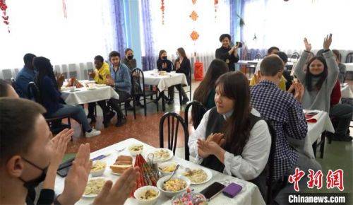 「中俄雙子城」共慶中國年 多國學生樂享中華文化