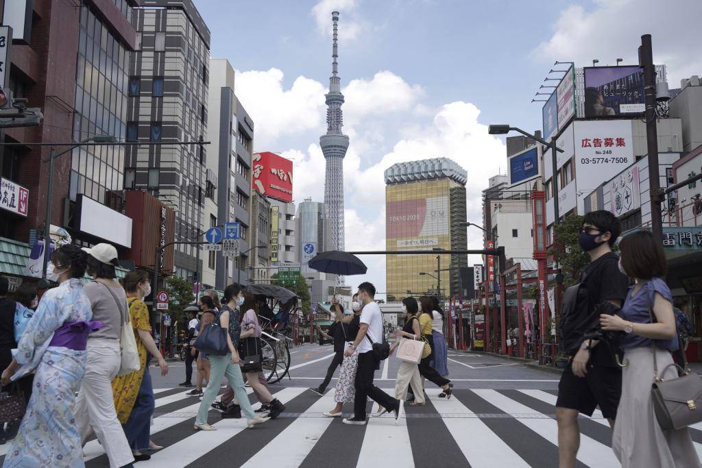 日本開關｜岸田文雄指外國遊客須佩戴口罩 由旅行社導遊督促