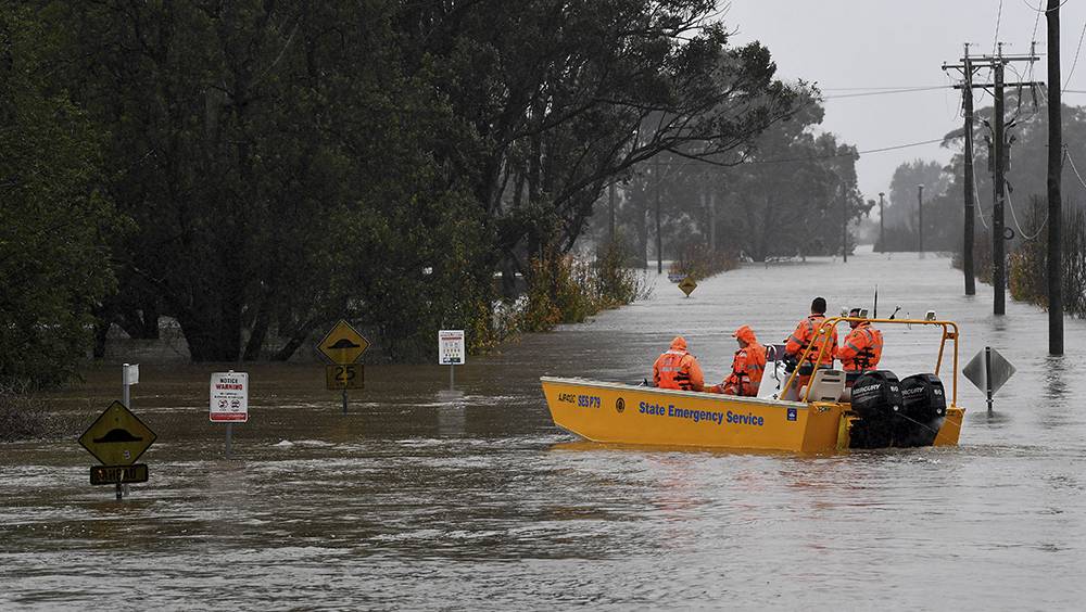雪梨暴雨持續 逾3萬居民撤離避洪水
