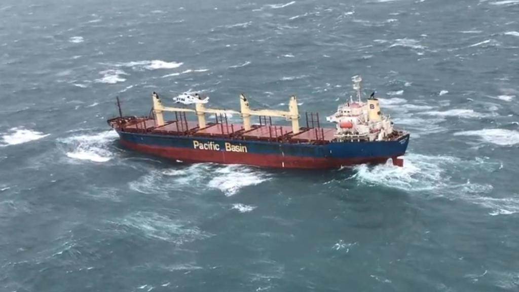 香港註冊貨輪狂風中故障雪梨海岸漂浮 載千噸燃油恐釀生態災難