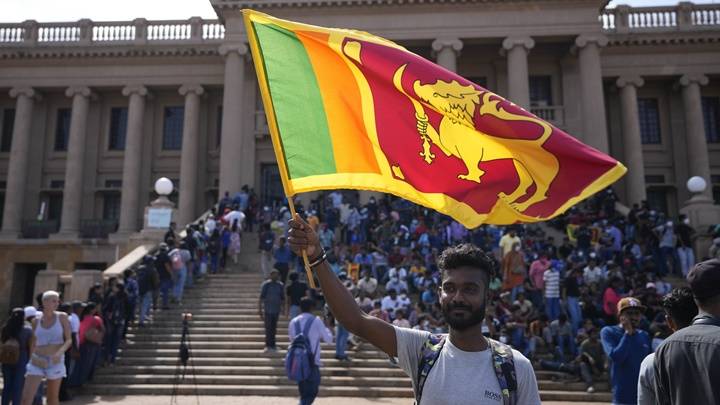 斯里蘭卡總理暫代總統職務 宣布全國進入緊急狀態