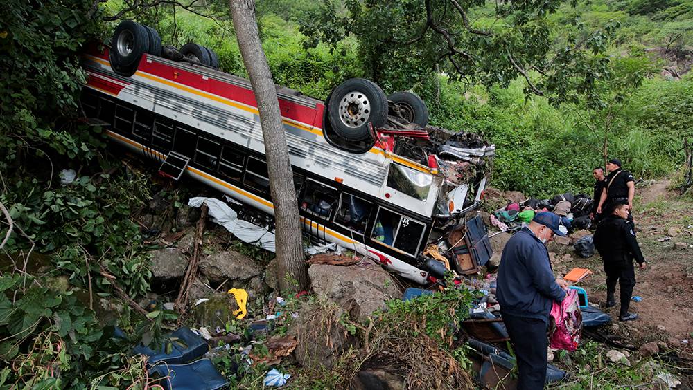 尼加拉瓜巴士墮崖 釀16死47傷