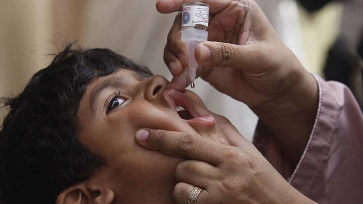 倫敦污水驗出小兒麻痺病毒 100萬兒童將獲安排接種加強劑 