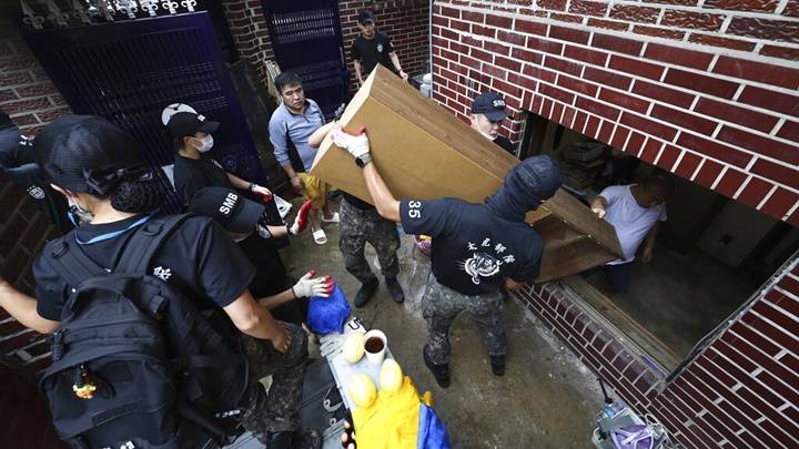 南韓水災增至8人罹難 3人在半地下公寓溺斃 