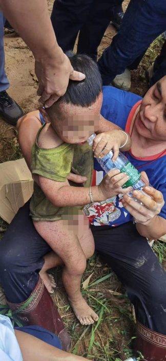 廣西3歲男童失蹤近3天終尋回 滿身泥濘及蚊叮