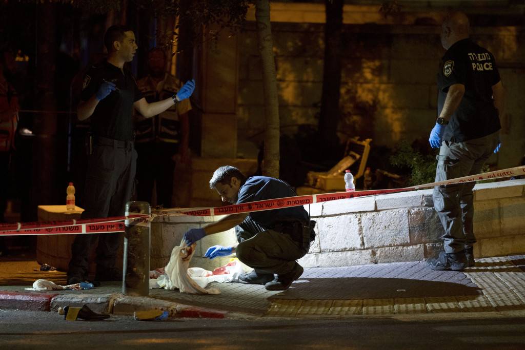 耶路撒冷槍手向民眾開槍 至少8傷2人危殆