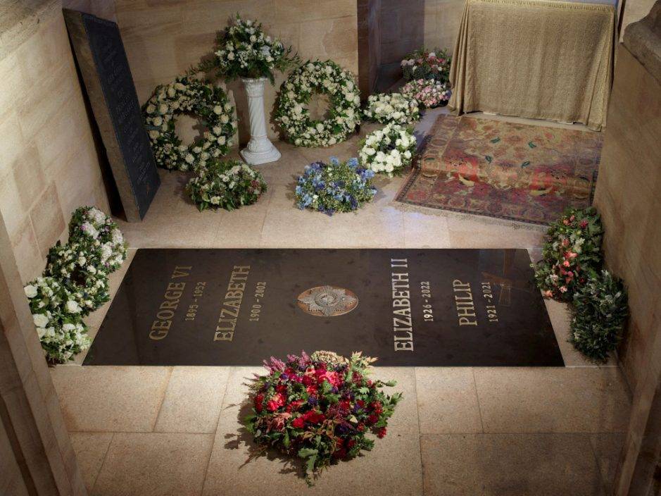 白金漢宮發英女皇「最後安息地」照片 與皇夫長眠喬治六世紀念禮拜堂 