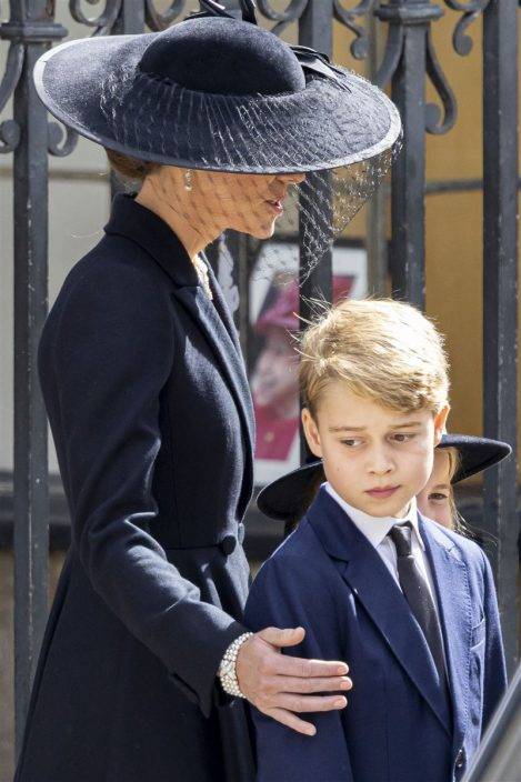 傳9歲喬治王子恃勢凌人 嚇唬同學：我爸將是國王 給我小心點