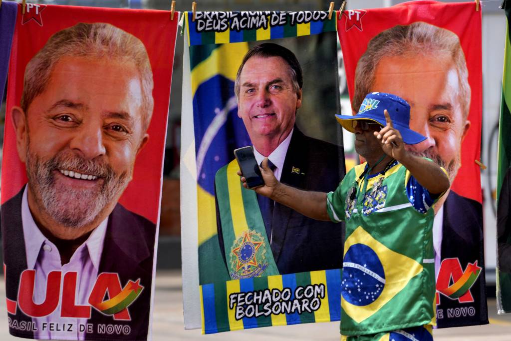 博索納羅表現意外強勢 巴西總統大選將進入第二輪決選