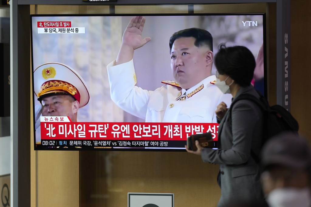 北韓發射2枚短程彈道導彈 12日內第6次