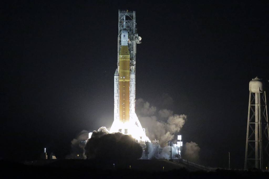 NASA「阿提米斯1號」火箭升空登月！ 唯一「航天員」有特別任務
